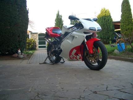shes home *_*