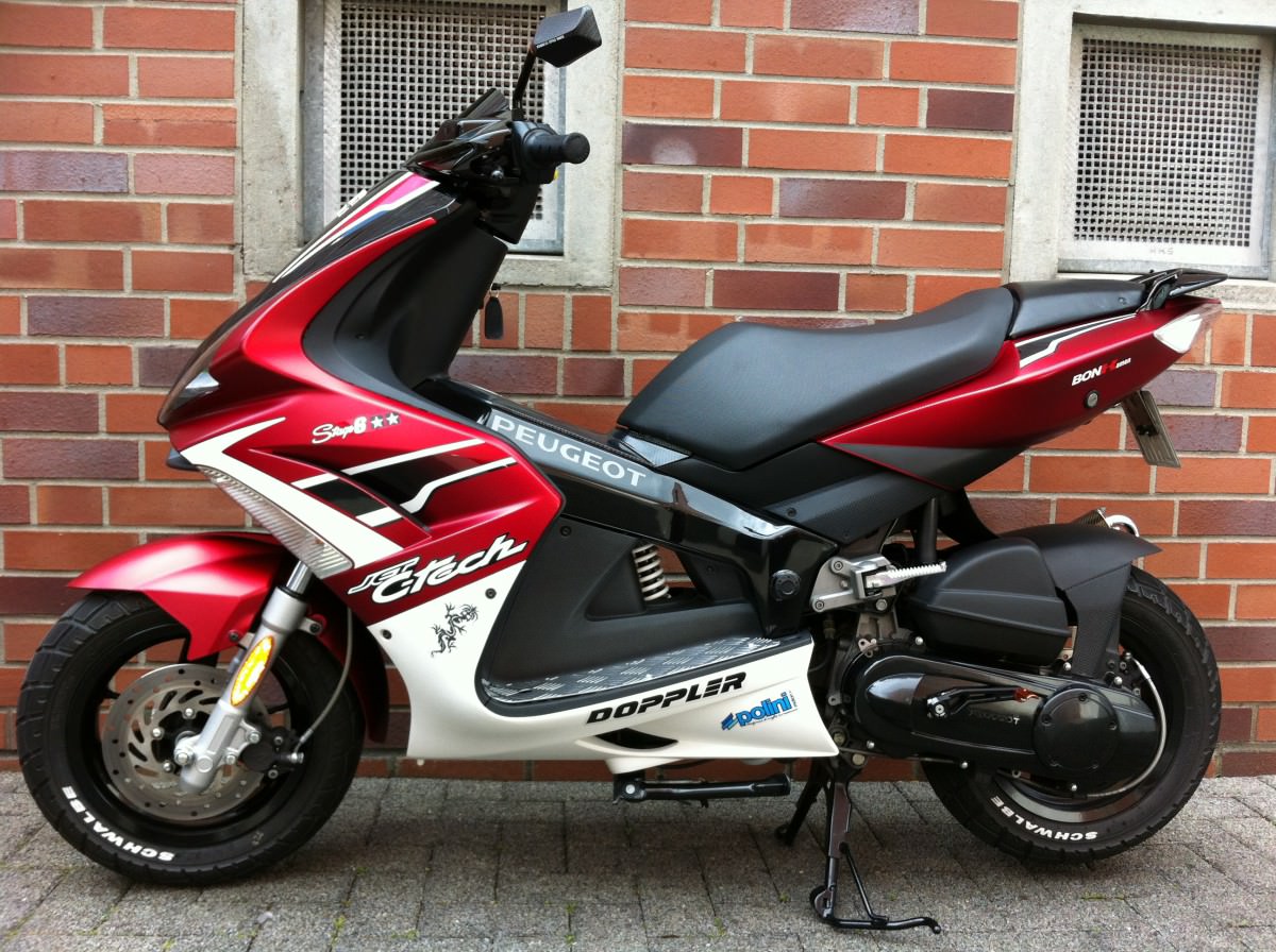 2 003