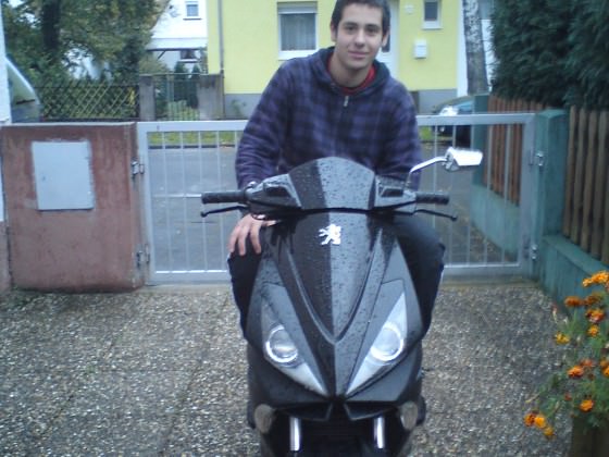 ich und mein roller :D