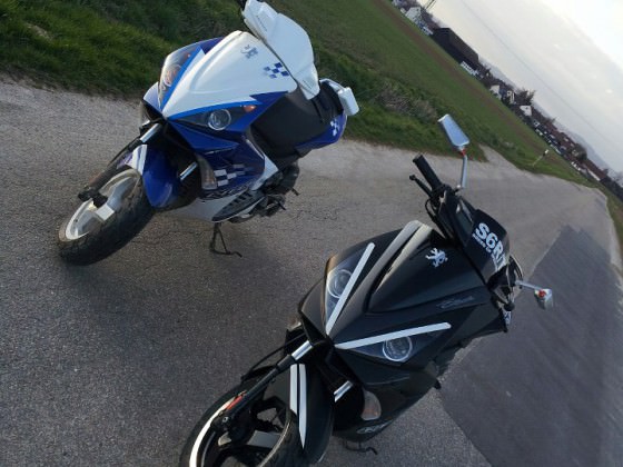 Jet Force Blau-Weiß