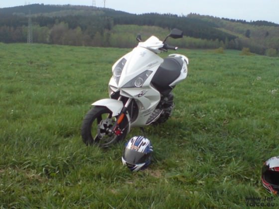 mitten auf ner riesigen Wiese