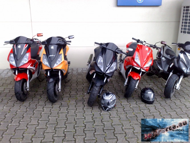 unser rollertrffen trotzt regen konnte uns keiner stoppen