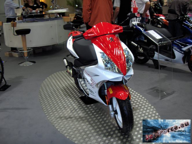 intermot082.jpg