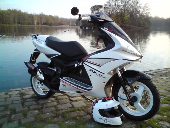 Der Scooter m.d. NEUEN