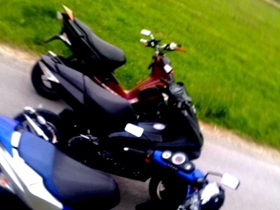 was haltte ihr von dem dzb http://cgi.ebay.de/Automatischer-MAGNET-Drehzahlbegrenzer-DOUBLE-CHECK-DZB-/160366308239?pt=Motorrad_Kraftradteile&hash=item255693ab8f