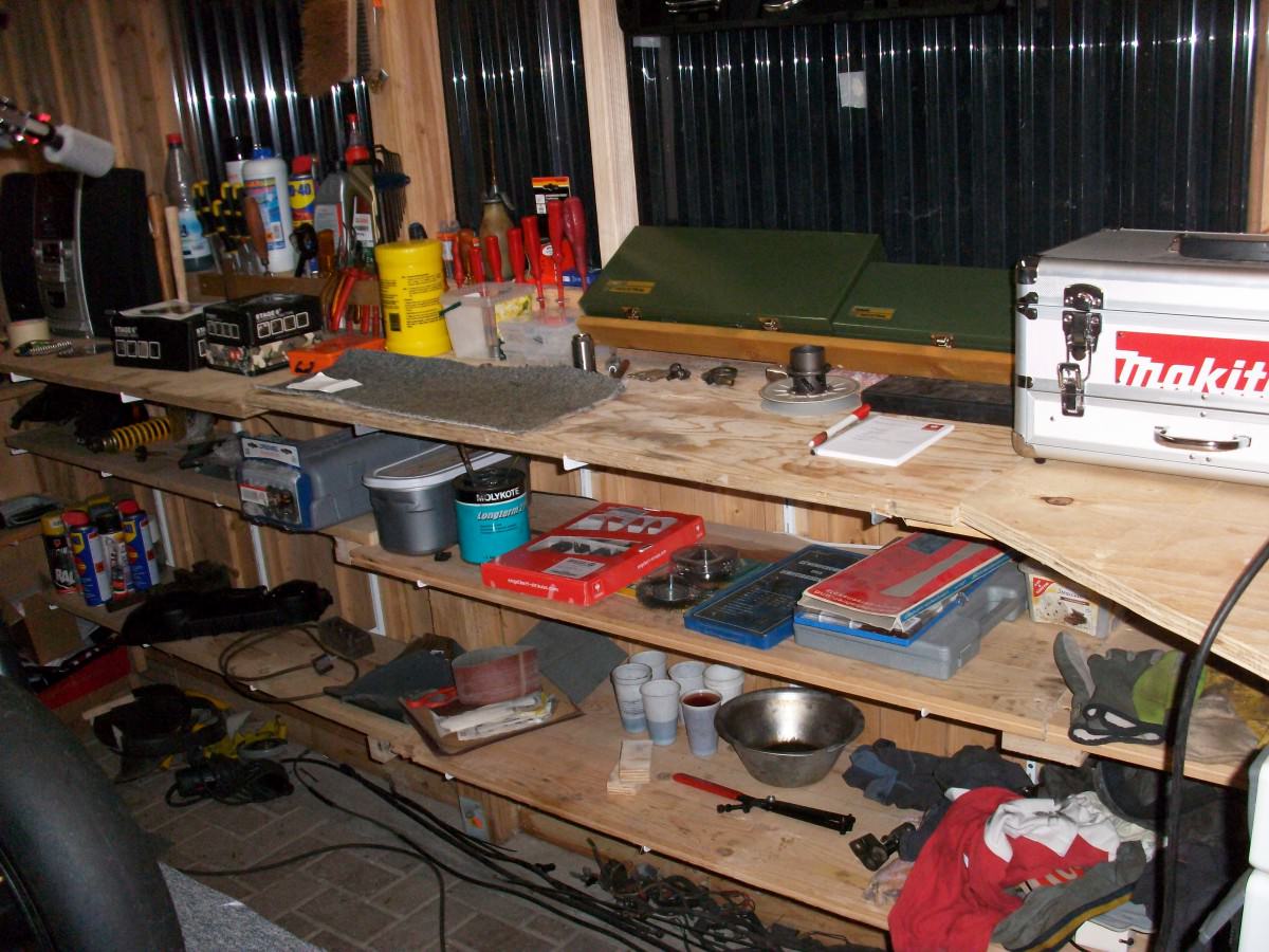 Slicks drauf, neuer Tacho, neue Subframe, neue Schalter