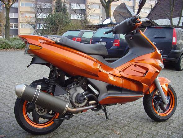 Gilera Runner 125ccm Vx Bj 03 TÜV 04/11 UMBAU auf 300cc