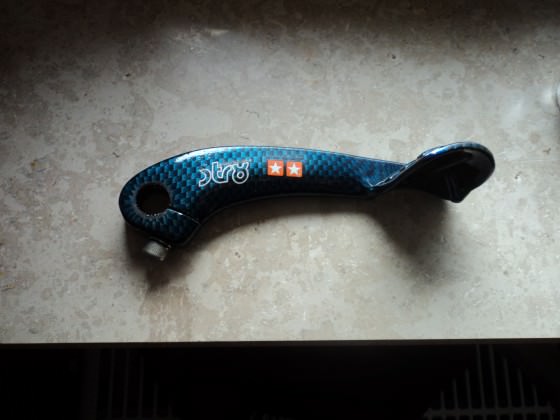 carbon - look kicker str 8