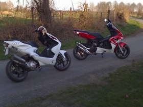 mit roller unterwegs