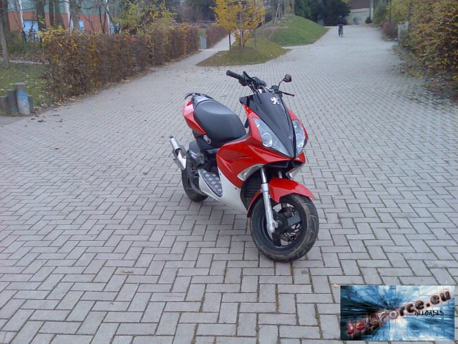 Mein Jetty aufm schulhof =D