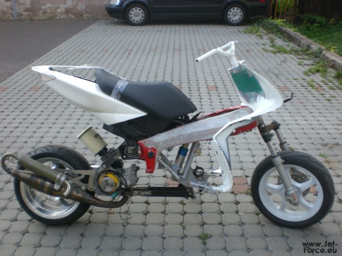 Vorschau uf unseren Mina-Jet!!