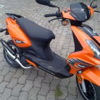 mit neuem auspuff und noch ein paar sachen :D