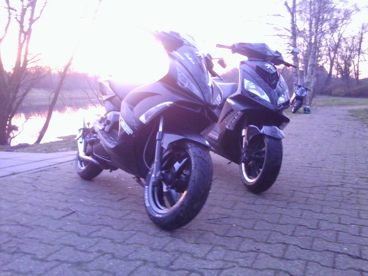 mit kumpels unterwegs gewesen :D