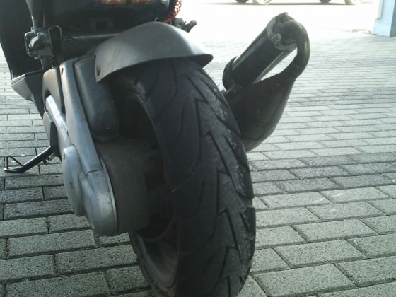 1 Jahr Fahren ohne Fahrerlaubnis, Versicherung, Pipapo, und ihr habt mich immer noch nicht :)