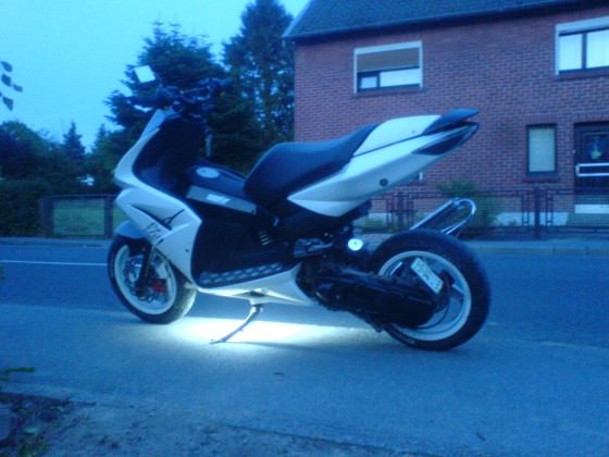 led <3