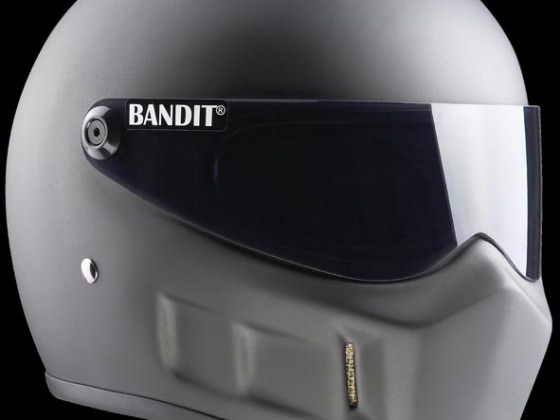 wo bekommt man die helme ?