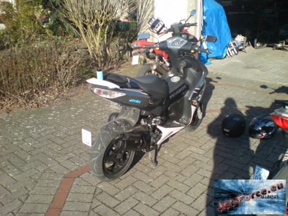 Auspuff komplett SchwarzZ LackeD ;)