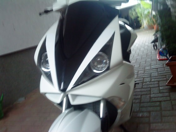 Schwarzes Front3eck