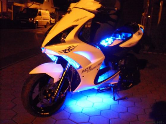 Die Bilder habe ich aufgenommen, als ich die LED`s fertig waren!