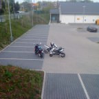 chilligen aufm parkplatz XD