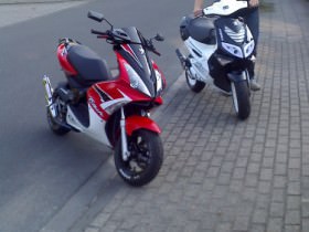 mit roller unterwegs