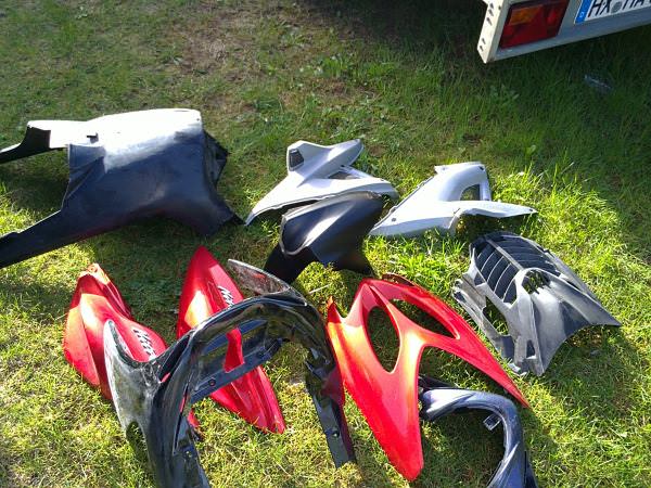 verkaufe aerox/nitro verkleidung