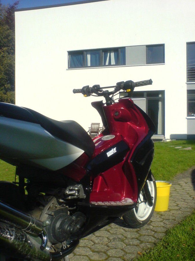 Für die Leute die immer noch dneken er sei PINK^^