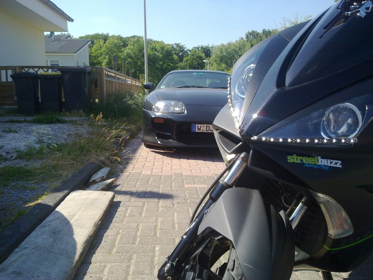 Der Supra vom kollegen und mein scoot