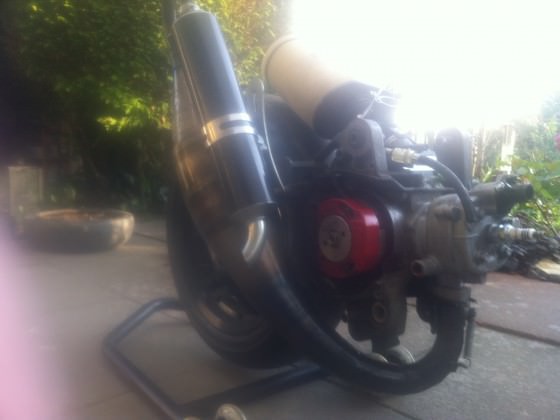 Motor drunter weg