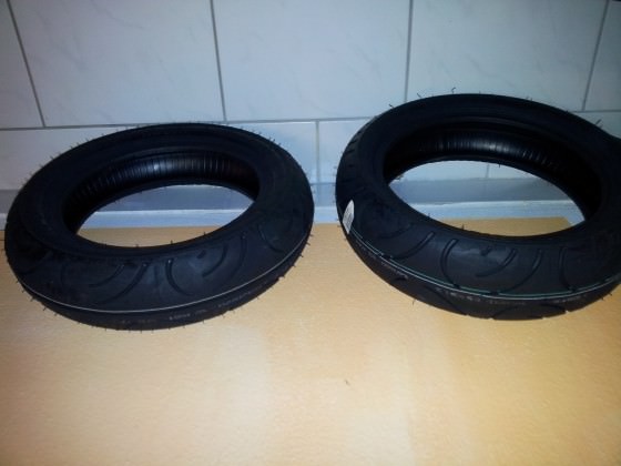 Neue Reifen für AEROX 100