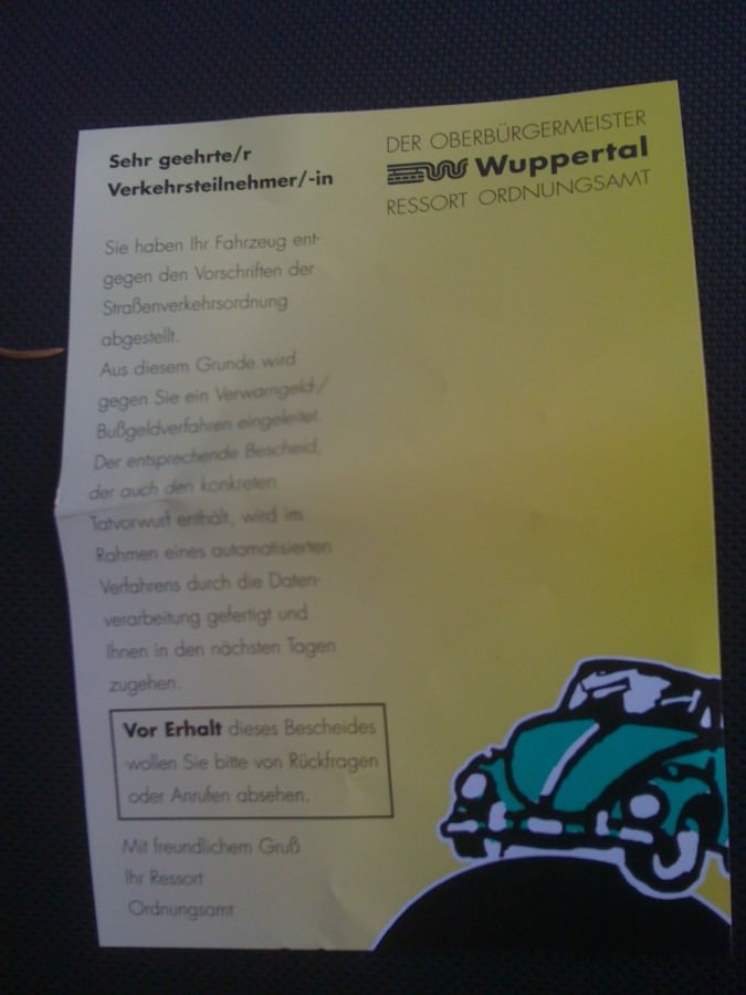 jo den bezahl ich nicht -.- da stand nirgendswo parken verboten oder parkscheibe benutzen oder son ding ziehn fürs parken :D  gibt halt ne anzeige :D aber ich bezahl es nicht :D sollen die ruhig mit ihrem anwalt kommen ehhh seh ich net ein :D
