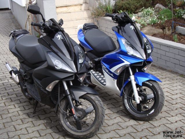 DarkSide vs. BlueMotion