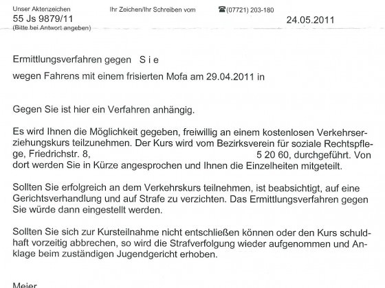 Jaja... immer diese Leute mit "frisierten" Mofa