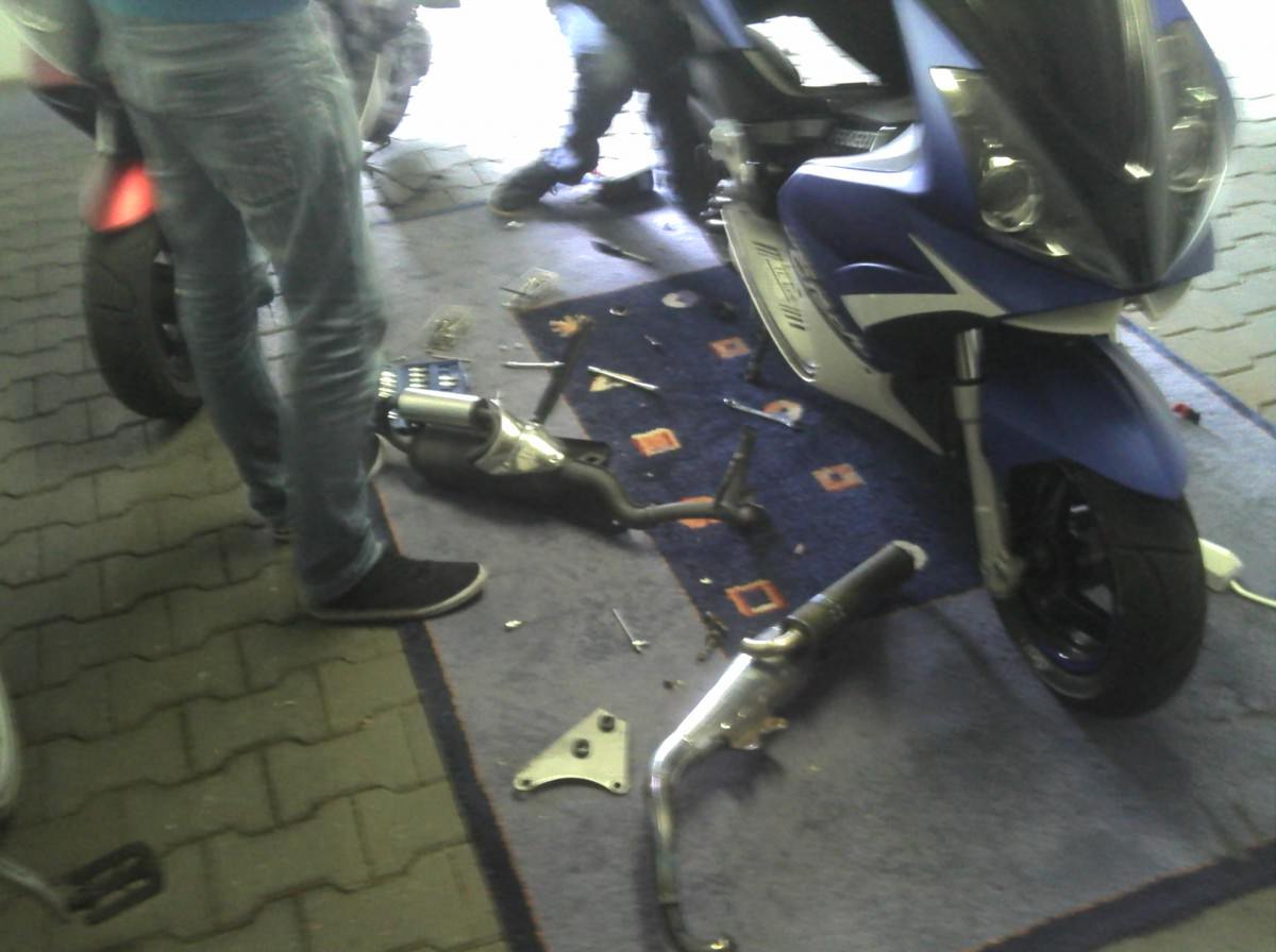 Maiks roller  wieder ori bauen..