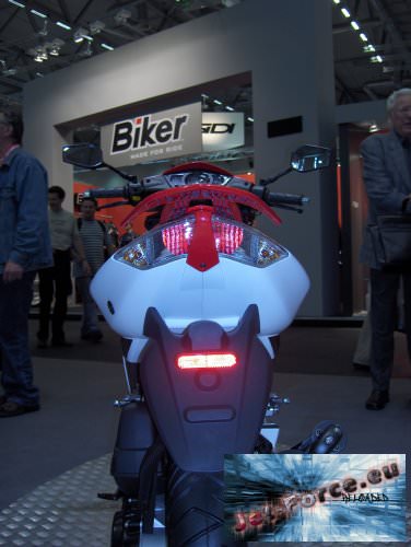 intermot068.jpg