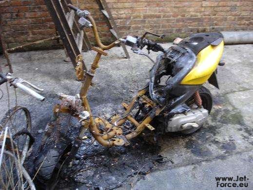 Aerox in Flammen