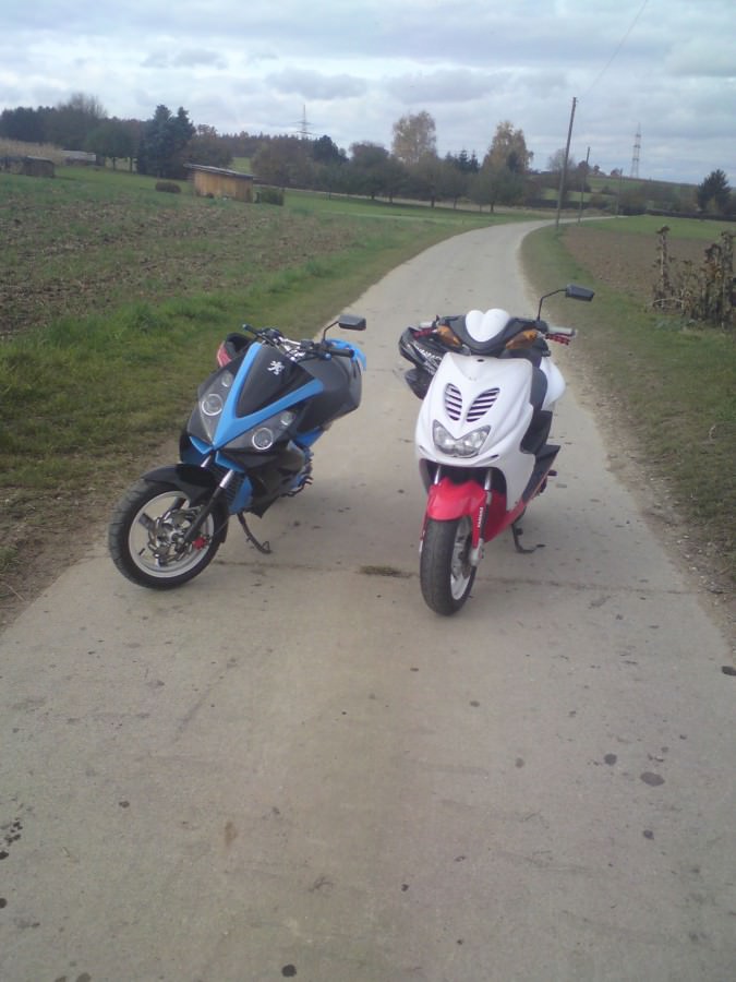 Dark-Blue Special Edition und mein Aerox