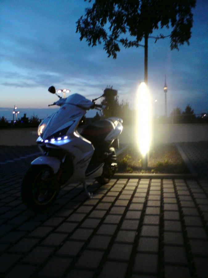 Der Scooter am Abend