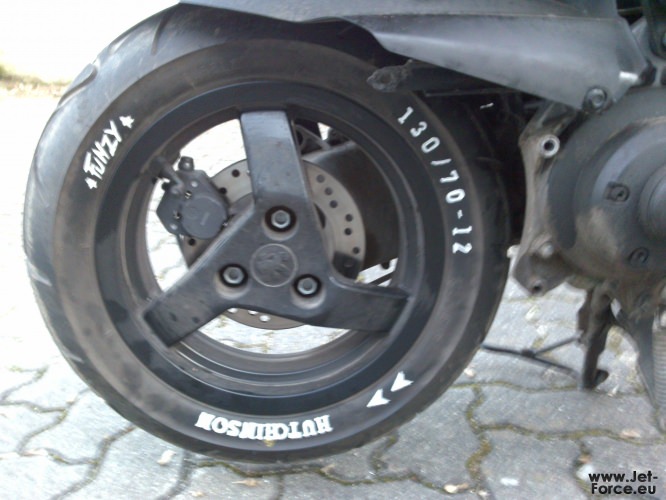 30032010344.jpg
