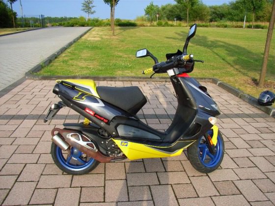 Aprilia SR 50 Ditech habe ich ja genau günstig bekommen und wieder in einen ordentlichen Zustand gebracht