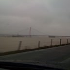 scheiß hochwasser, da knapp 1,5km breit der rhein!!