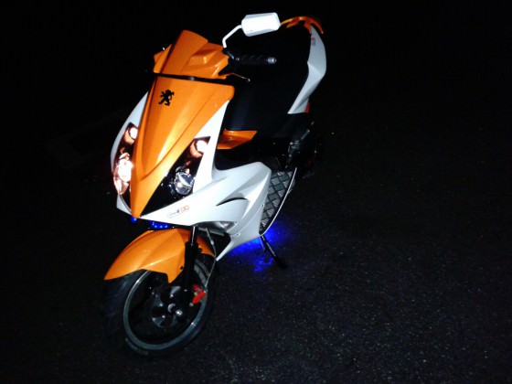 orangewhite jetts
