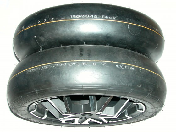 Gyronetics Spider Felgensatz & Stag6 R/T RACING Slicks