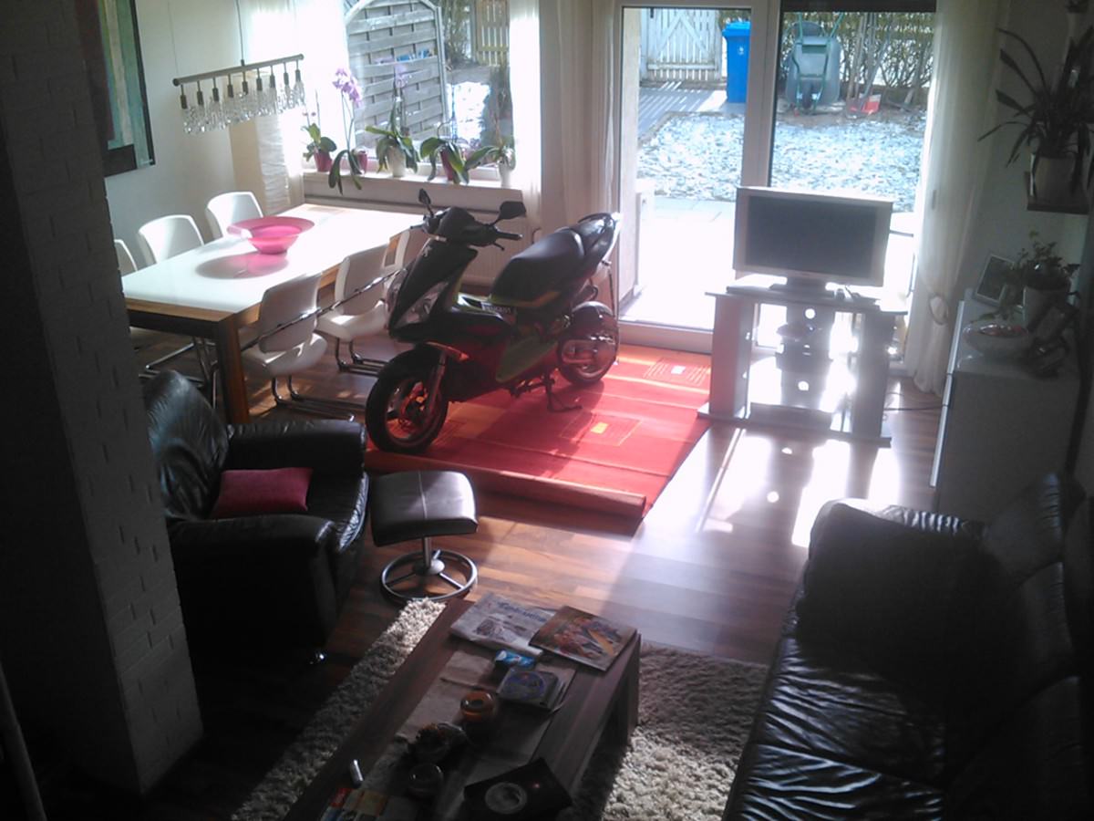 Im Wohnzimmer