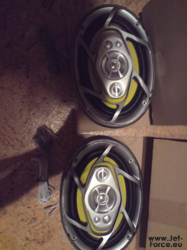 Endlich meine neuen Boxen sind da <3