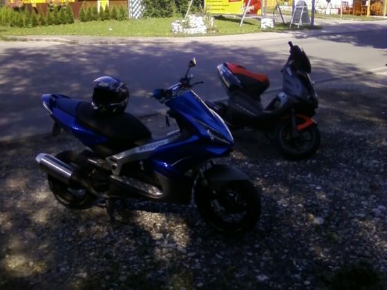 Meine SR mit Pro Rep und der Jetty von Buggi mit Downi^^