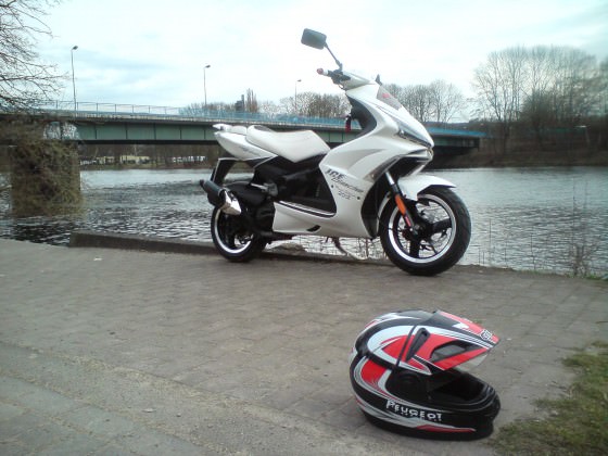 Scooter+Helm
