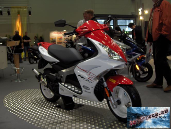 intermot081.jpg