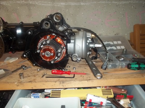 Die letzten Arbeiten an der Stage6 Racing Aerox..