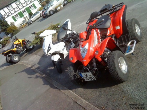 meine jetty <3 und quad vom bro :D